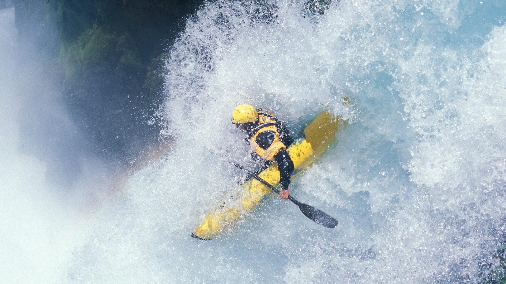全球篮球比赛的胜者由一球之差决定，这场篮球赛的胜败关键是队员吗